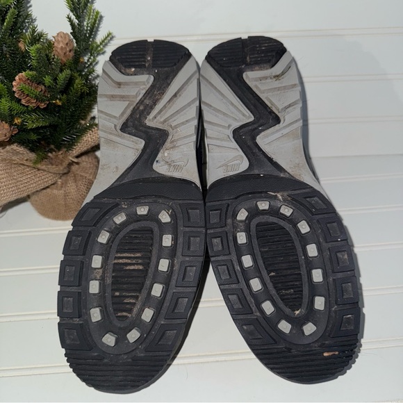 Rare Nike Air Max 90 High Top Boot Leather Sneakers - Picture 7 of 7